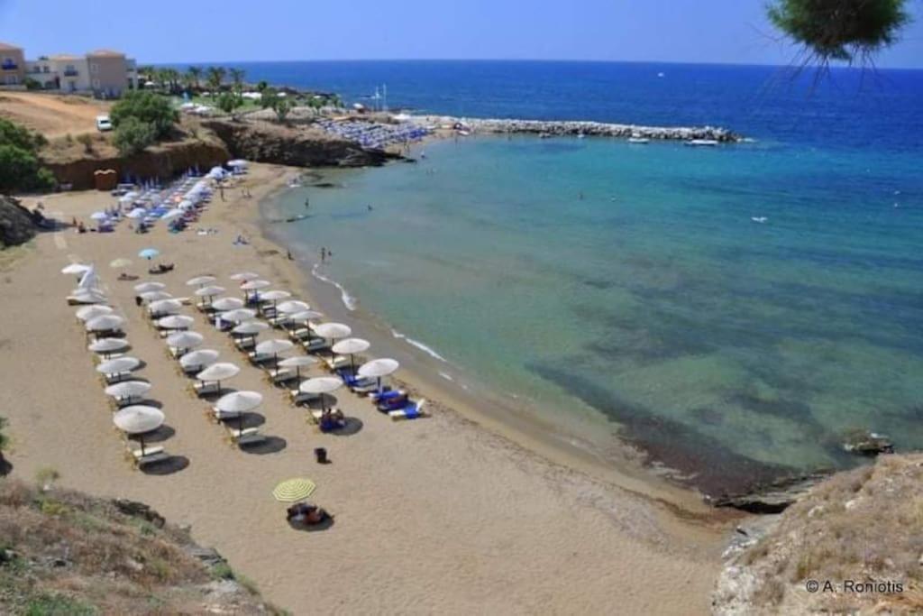Villa Sheila With Private Pool Roumelí Dış mekan fotoğraf