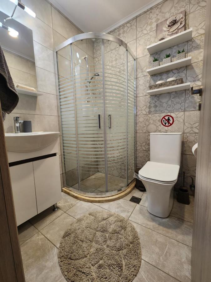 Villa Sheila With Private Pool Roumelí Dış mekan fotoğraf